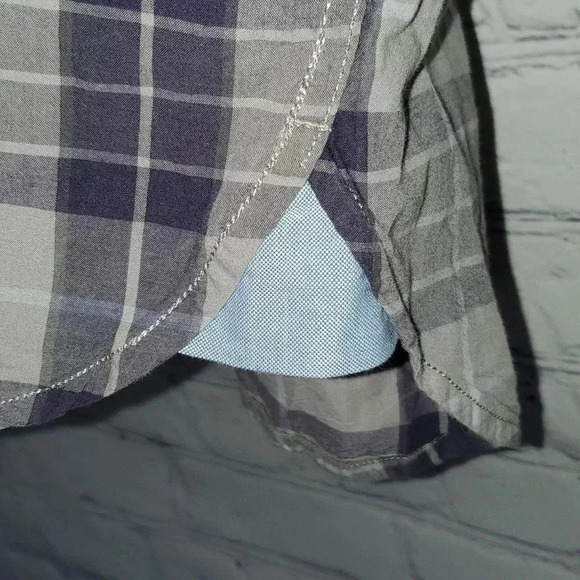Tommy Hilfiger Custom Fit Purple & Gray Plaid Casual Button Up Shirt Mens Size L - Picture 8 of 11